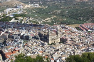 JAEN : Photo de la ville de Jaen (Andalousie)