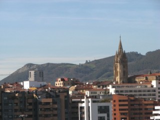 OVIEDO : Photos dOviedo (Asturies)