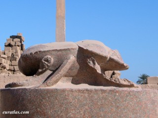 Khpri, le scarabe gant du lac sacr de Karnak
