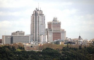 La Torre de Espaa et l'Edificio Espaa