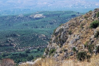 La campagne environnante du village d'Aptera