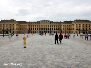 La cour du palais de Schnbrunn