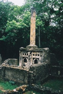 La tombe au pilier