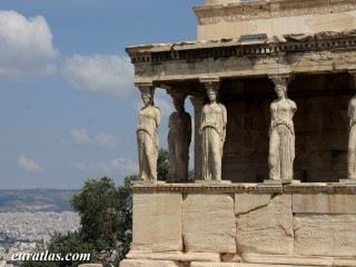 Le portique des caryatides sur l'Acropole d'Athnes