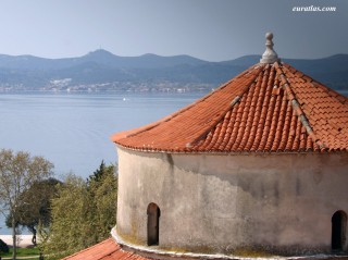 L'le d'Ugljan vue de Zadar