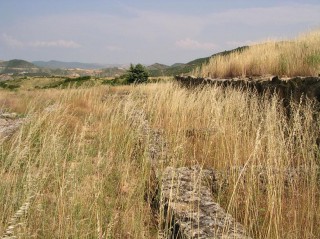 Ruines romaines en face du dfil de Lumbier 