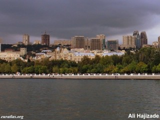 Vue sur la vieille ville de Bakou