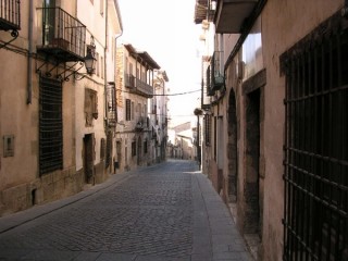 Cuenca : vue de la ville haute, la rue San Pedro