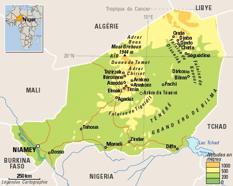 Carte du Niger et des principaux sites touristiques du Tnr et de l'Ar