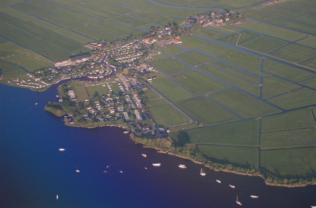 Polders et canaux aux Pays-Bas