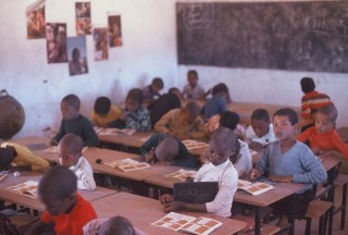 Une classe de l'ecole de tamazalak 1978
