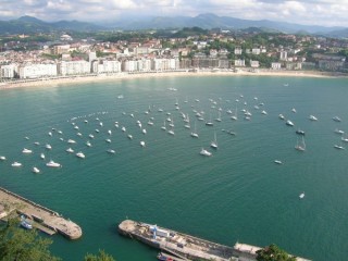 Photo de la ville de Saint-Sebastien (Pays Basque) Photo de la ville de Saint-Sebastien (Pays Basque)