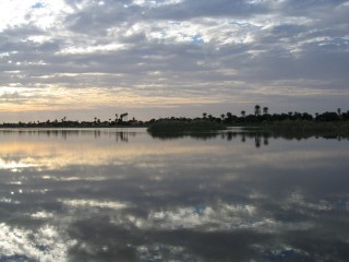 lac a quelques km de dirkou