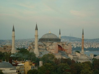 A la nuit tombante... A la nuit tombante...