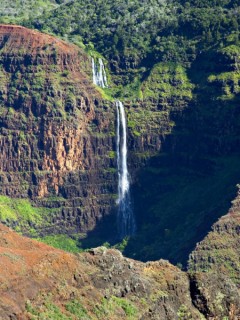Cascades dans le Canyon Waimea