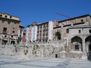 Photo de Burgos - Plaza de Santa Maria, face  la...