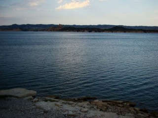 Photo du barrage (Embalse) de Caspe et Mequinenza...