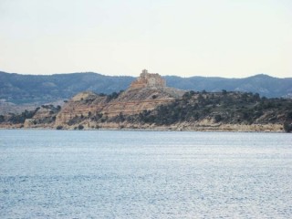 Photo du barrage (Embalse) de Caspe et Mequinenza... Photo du barrage (Embalse) de Caspe et Mequinenza...