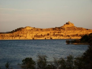 Photo du barrage (Embalse) de Caspe et Mequinenza...