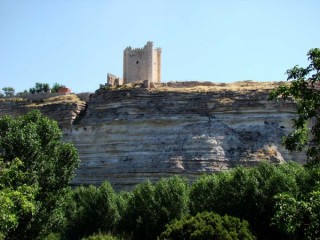 Photo du village et du chteau d'Alcala del...