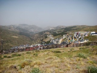 Photo de la station de ski de la Sierra Nevade...