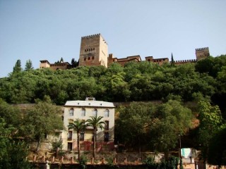 Photo de l'Alhambra depuis la rue del Darro
