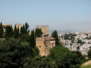 Grenade et l'Alhambra vu depuis les jardin du Gene...