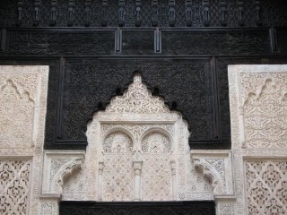 Dcors de stuc  l'intrieur de la medersa