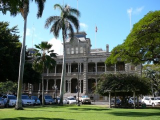 Iolani palace