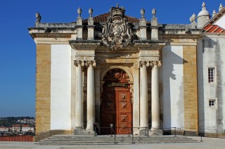 La Bibliothque Joanina