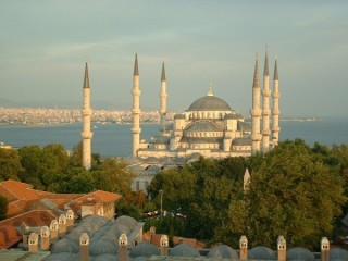 La mosque bleue et ses six minarets