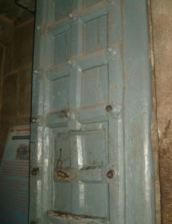 La porte du sanctuaire