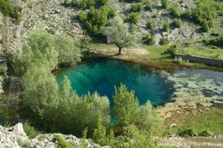 La source de la rivire Cetina