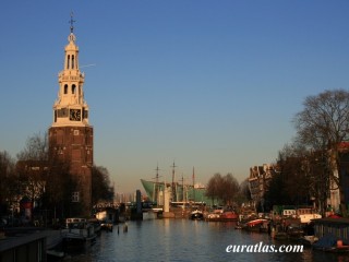 La tour Montelbaan à Amsterdam