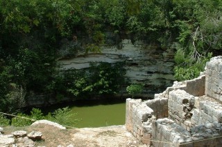 Le cenote sacr de Chichen Itza