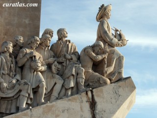 Le monument des Découvertes avec Henri le Navigate...