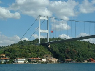Le pont Mehmet Fathi 