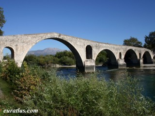 Le pont d'Arta
