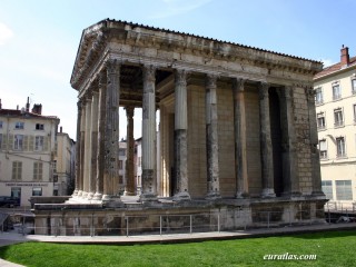 Le temple d'Auguste et Livie à Vienne