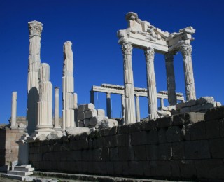 Le temple de Trajan