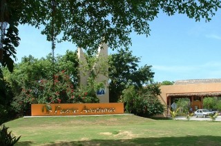 L'entre du village son poste de garde