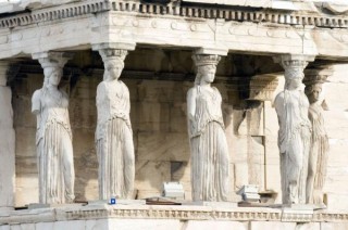 Les Caryatides