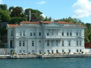 Les yalis de Kanlica