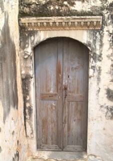 Moni - Ypsiloteras - Portes