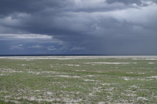 Nuages menaant sur Etosha