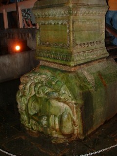 Pilier  tte de Gorgone (1)