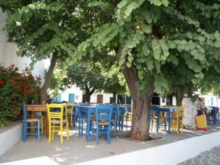 Place Kontarini - Tavernes