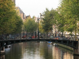 Pont piétonnier à Amsterdam