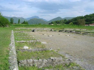 Pyrénées - Ruines de Saint Bertrand de Comminge