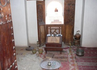 Reconstitution d'une chambre d'tudiant (2/2)